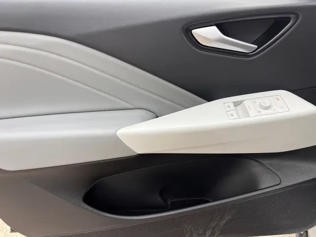 Volkswagen Volkswagen ID.3 2025 Smart Edition Outstanding Oxygen Version — Фото автомобиля 12