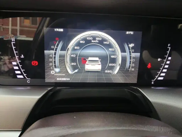 Besturn Bestune T77 2023 1.5T Automatic Luxury — Фото автомобиля 4
