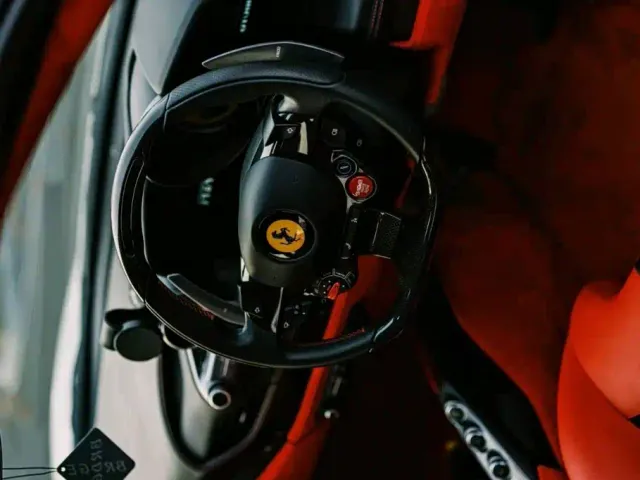 Ferrari F8 — Фото автомобиля 6