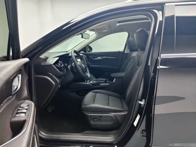 Buick Envision Plus — Фото автомобиля 16
