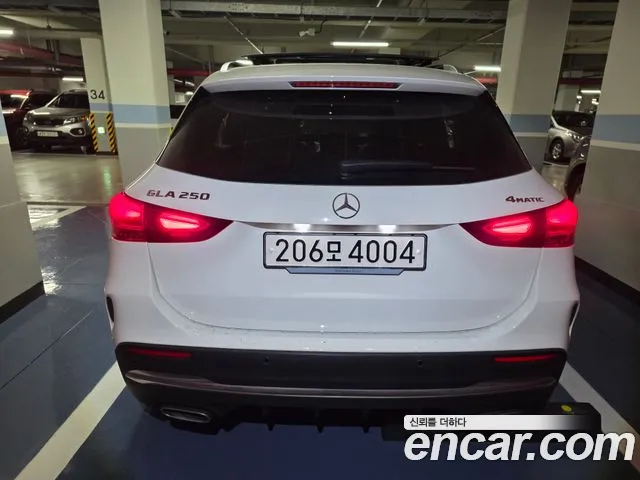 Mercedes-Benz GLA-Class — Фото автомобиля 3