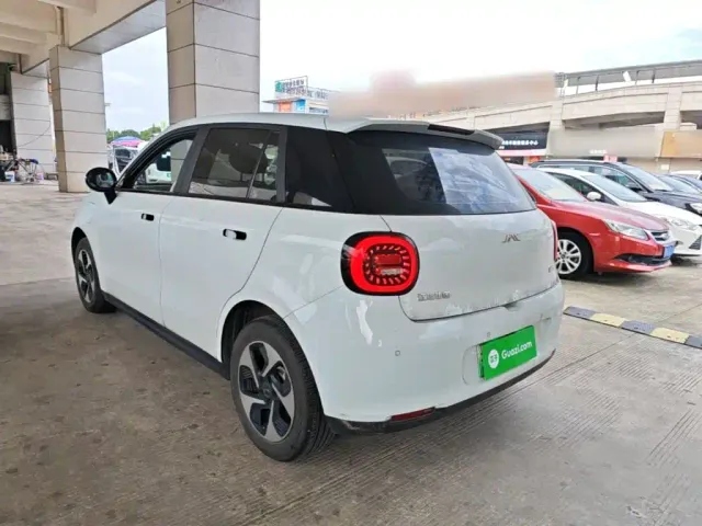 JAC Yiwei 3 — Фото автомобиля 4