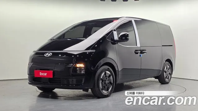 Фотография автомобиля — Hyundai Staria