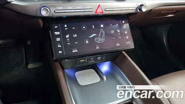 Hyundai Grandeur GN7 — Фото автомобиля 30