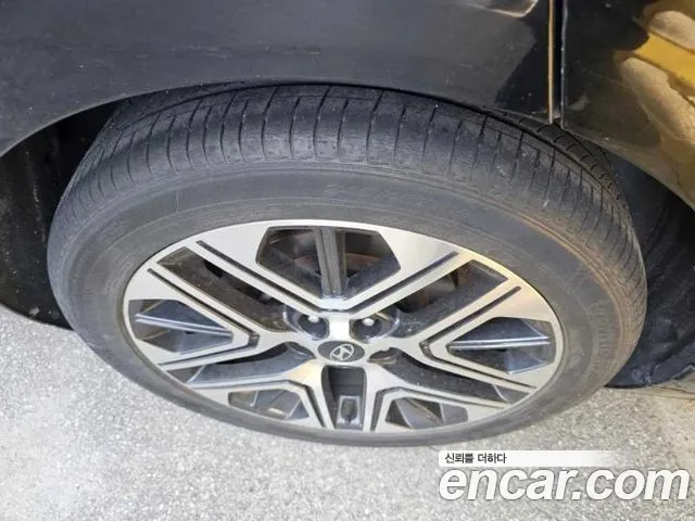 Hyundai Grandeur GN7 — Фото автомобиля 15