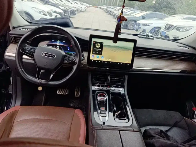 Skyworth Auto HT-i — Фото автомобиля 10