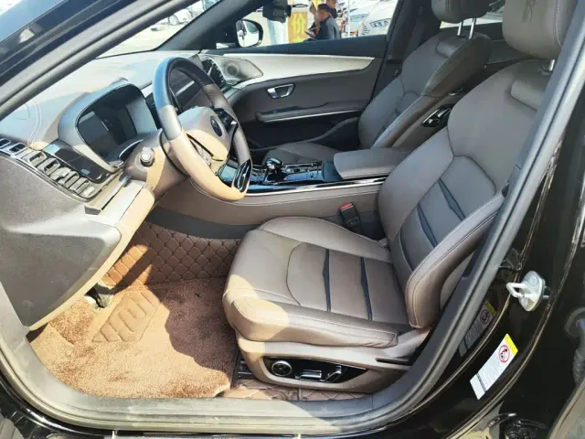 BYD Han — Фото автомобиля 14