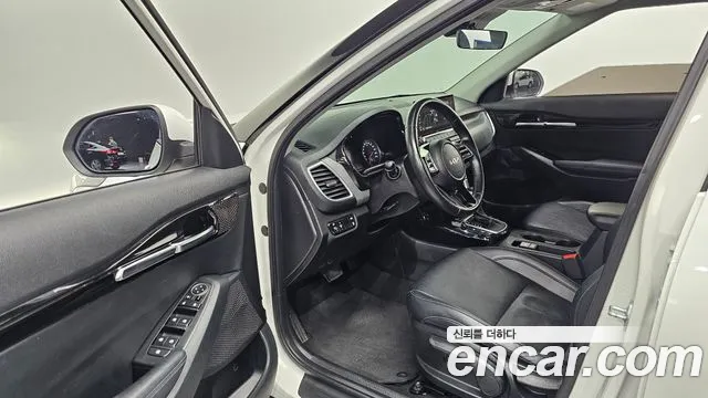 Kia Seltos Seltos Бензин 1.6 турбо 2WD — Фото автомобиля 10