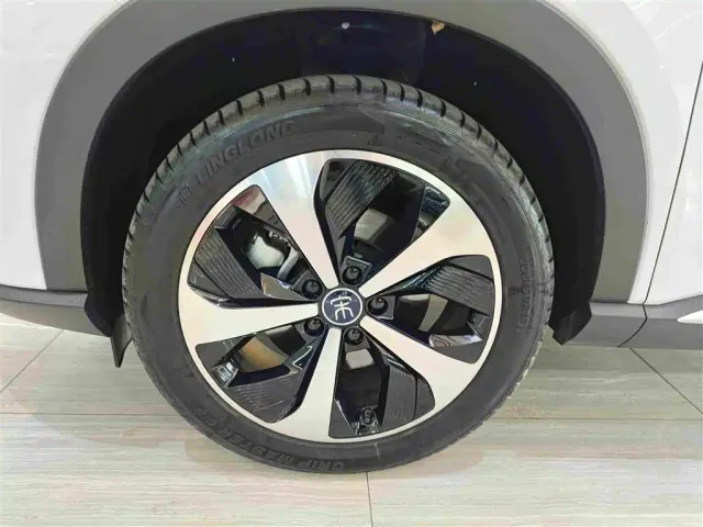 BYD Song PLUS — Фото автомобиля 15