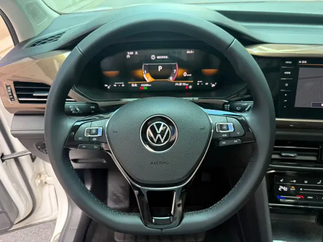 Volkswagen Tharu — Фото автомобиля 11