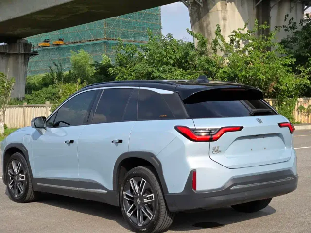 Nio ES6 — Фото автомобиля 4