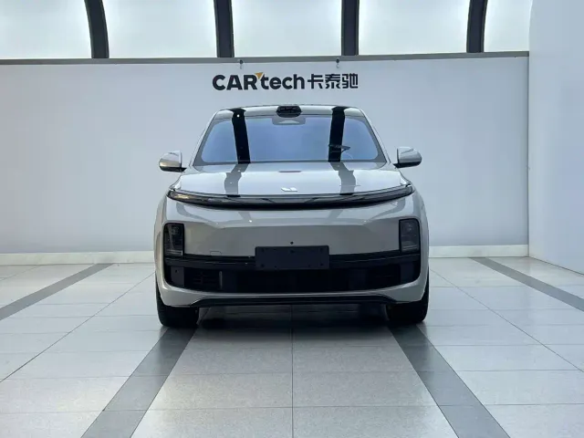 Li Auto L9 — Фото автомобиля 4
