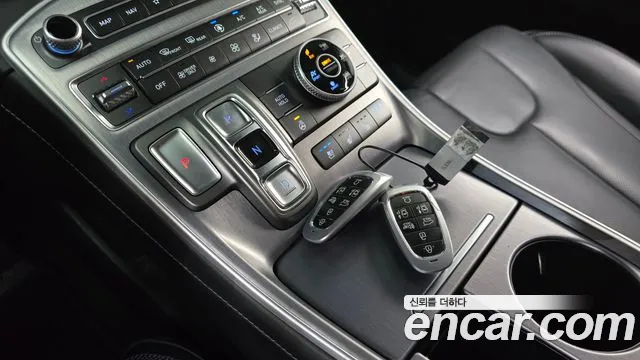 Hyundai Santafe — Фото автомобиля 9