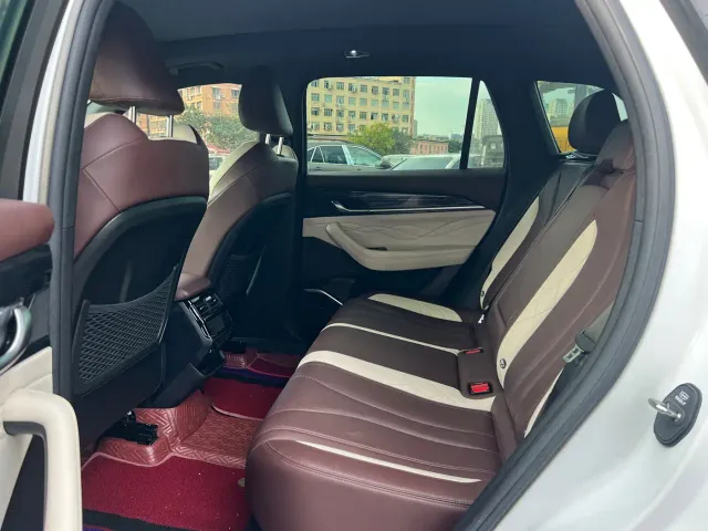 Geely Xingyue L — Фото автомобиля 18