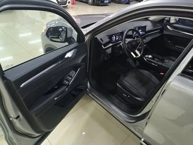 Haval H6 — Фото автомобиля 15
