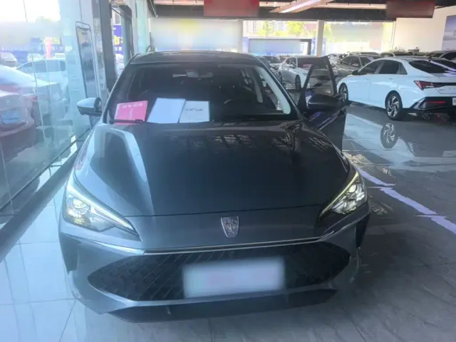 Roewe i5 — Фото автомобиля 2