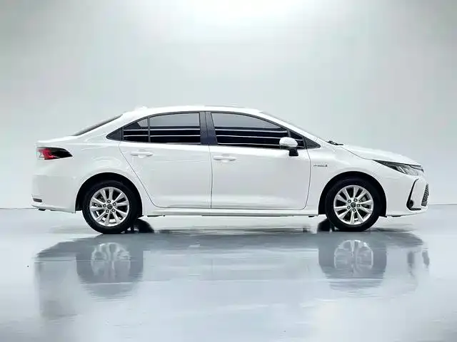 Toyota Corolla — Фото автомобиля 9