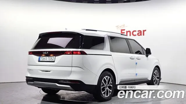Kia Canival Carnival 4 поколение Дизель 11 мест Prestige — Фото автомобиля 2