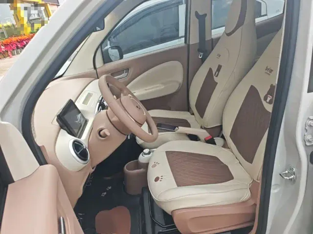 Wuling Hongguang Mini EV — Фото автомобиля 14