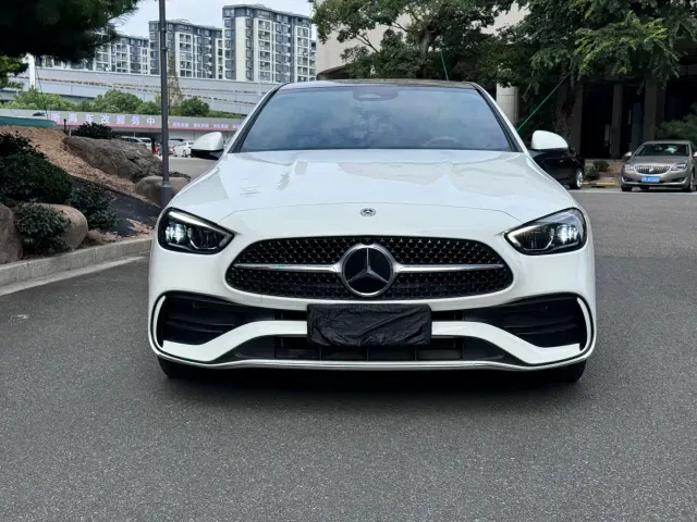 Mercedes-Benz C-Class — Фото автомобиля 2