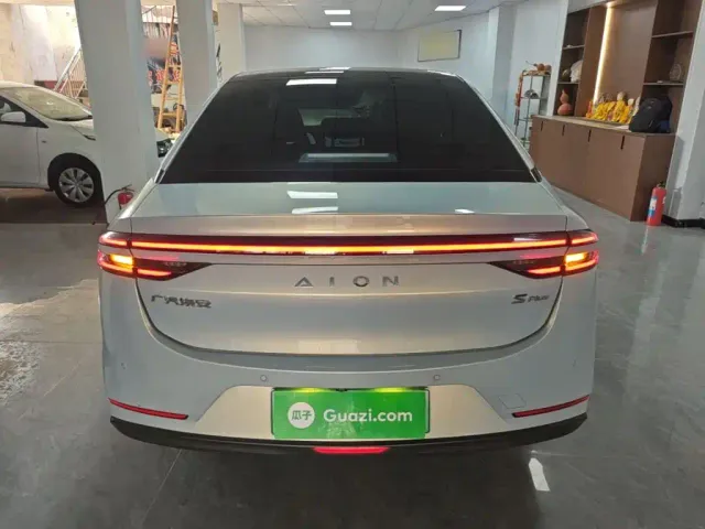 GAC Aion S Plus — Фото автомобиля 5