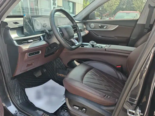 Chery Tiggo 8 PLUS — Фото автомобиля 13
