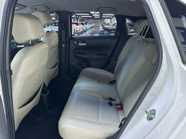 Honda Fit — Фото автомобиля 5