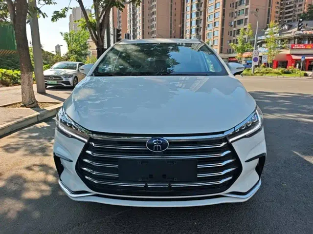 BYD Song MAX — Фото автомобиля 2
