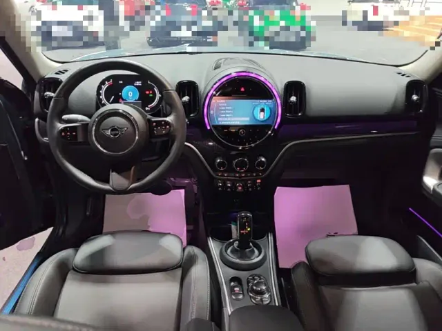 MINI Countryman — Фото автомобиля 9
