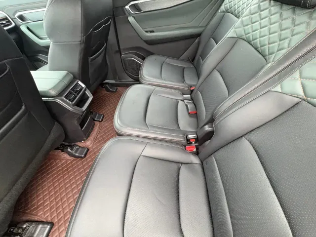 Geely Haoyue L — Фото автомобиля 11