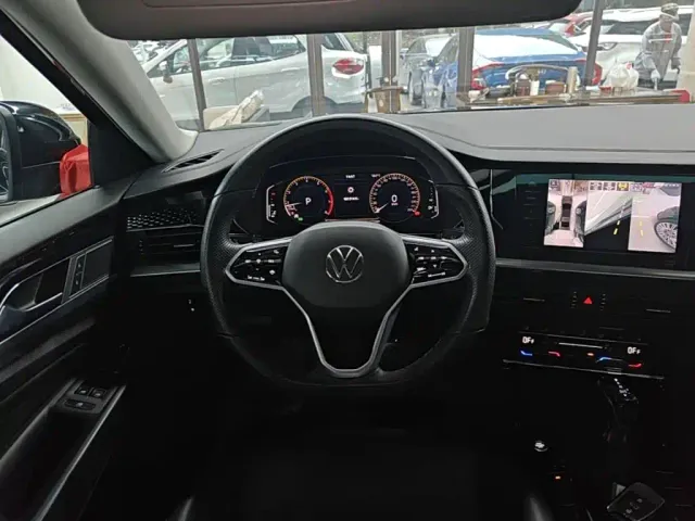 Volkswagen Passat — Фото автомобиля 10