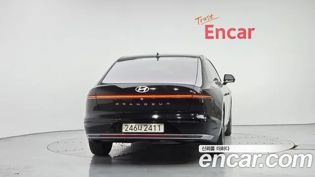Hyundai Grandeur Grandeur (GN7) 3.5 Бензин 2WD — Фото автомобиля 4