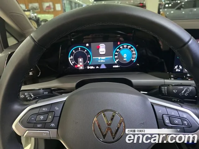 Volkswagen Golf Golf 8 поколение 2.0 TDI Prestige — Фото автомобиля 8