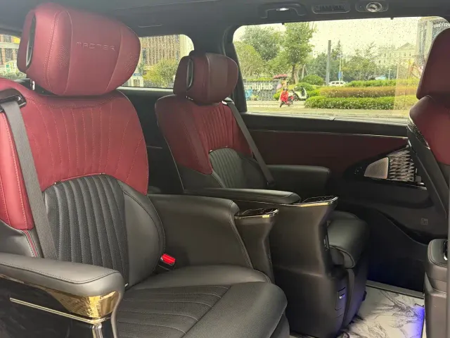 GAC Trumpchi M8 — Фото автомобиля 17