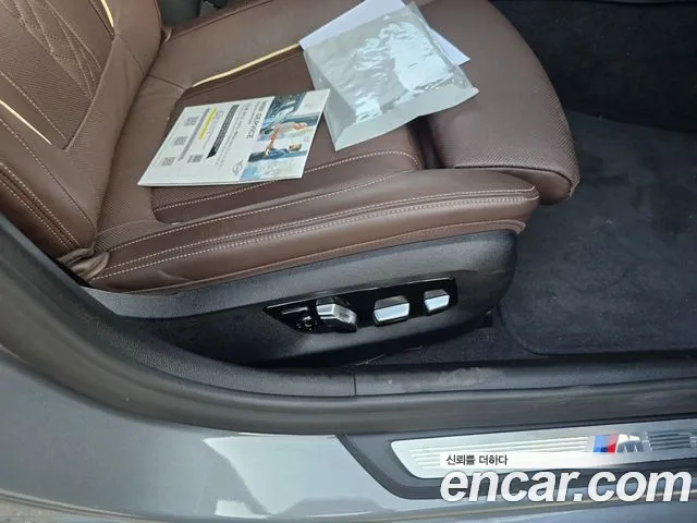 BMW 5 Series G30 — Фото автомобиля 18