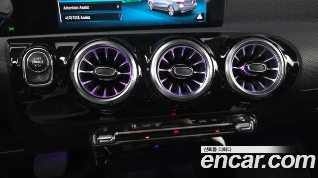 Mercedes-Benz A-Class — Фото автомобиля 17