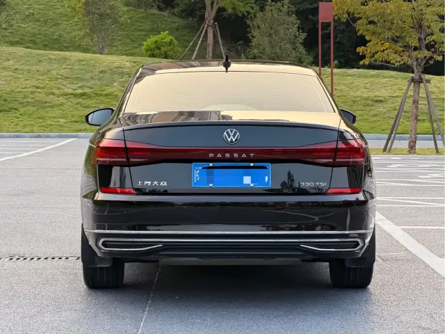 Volkswagen Passat — Фото автомобиля 5