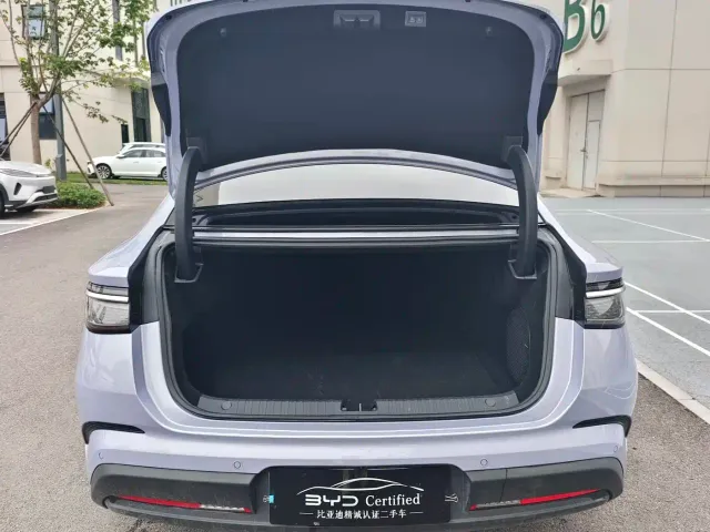 BYD Seal 07 EV 2026 Model 705 Flagship — Фото автомобиля 11