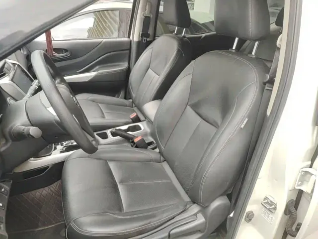 Nissan Terra — Фото автомобиля 14