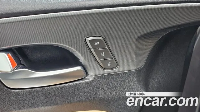Hyundai Santa Fe — Фото автомобиля 23