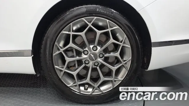 Genesis G80 RG3 — Фото автомобиля 6