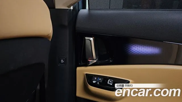 Kia Canival Carnival 4 поколение Бензин 9 мест Signature — Фото автомобиля 19