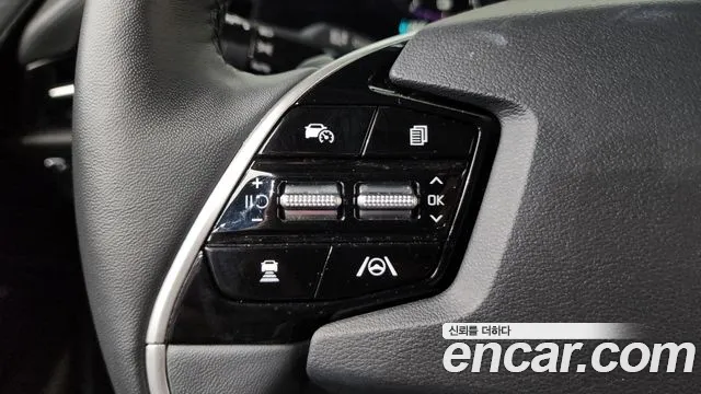 Kia Niro New — Фото автомобиля 21