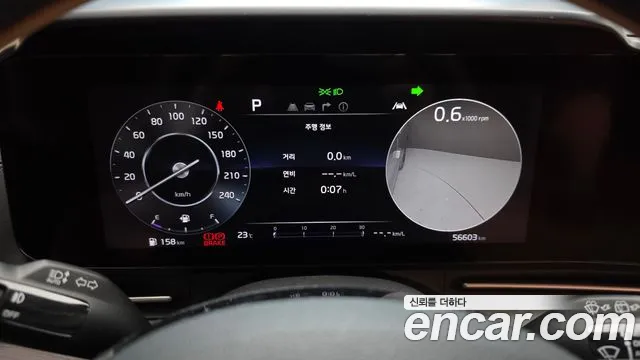 Kia Canival Carnival 4 поколение Бензин 7 мест Signature — Фото автомобиля 8