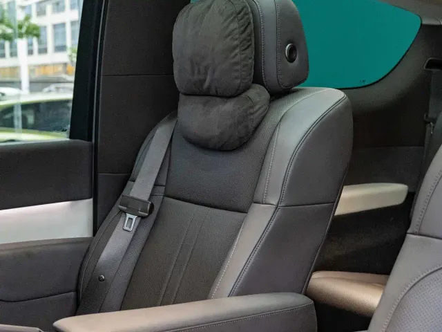 Li Auto MEGA — Фото автомобиля 4