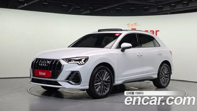 Фотография автомобиля — Audi Q3 Q3 (F3)