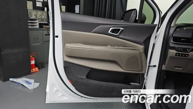Kia Carnival 4th Gen — Фото автомобиля 13