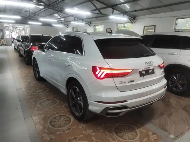 Audi Q3 — Фото автомобиля 4