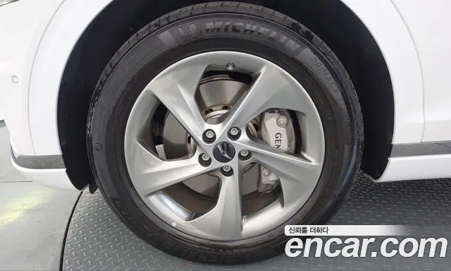 Genesis GV70 — Фото автомобиля 5