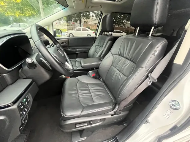 Honda Odyssey — Фото автомобиля 11
